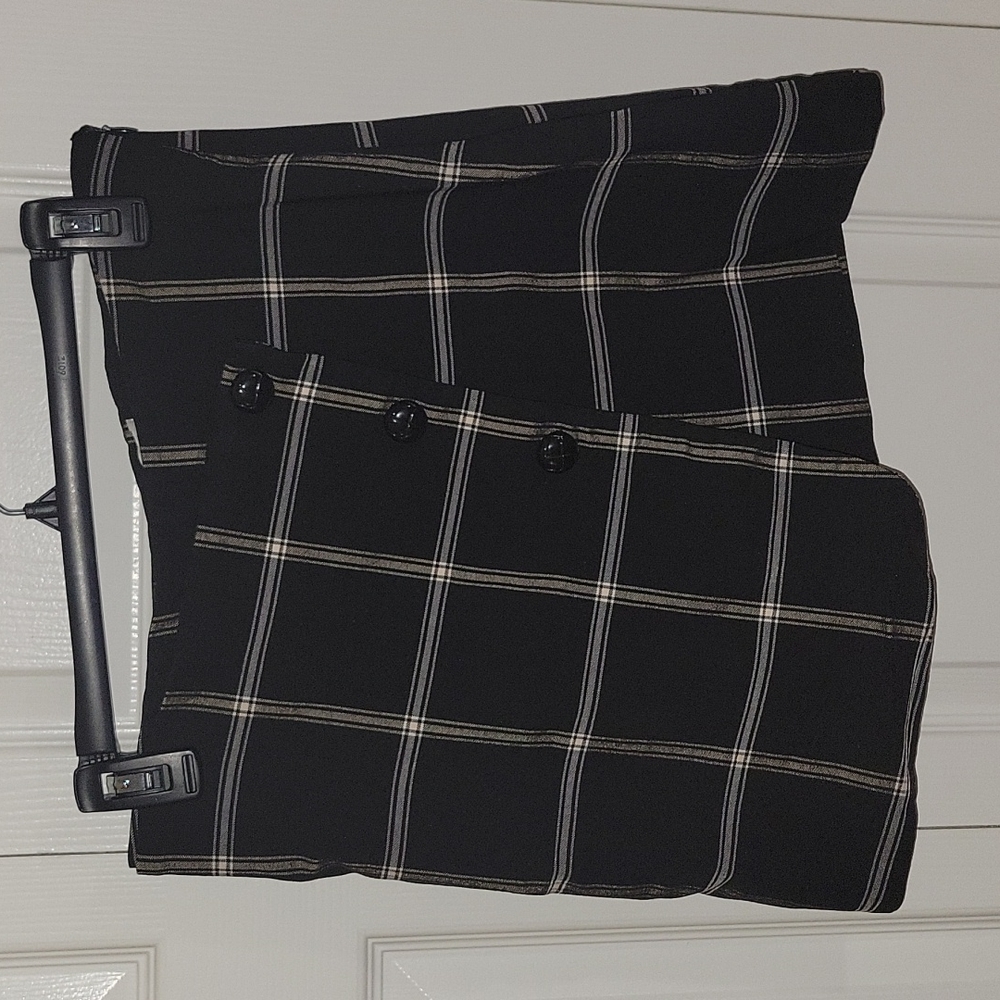 Urban Outfitters plaid mini skirt with buttons size large